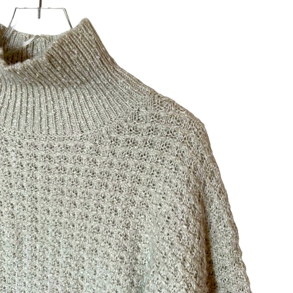 Karisma | Ivory & Cream Chunky Knit Mock Neck Sweater Size Small/Medium - Picture 3 of 8